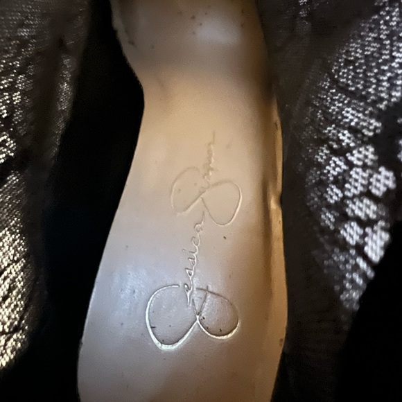 EUC Jessica Simpson high heel shoes. Size 10M/40. - Picture 6 of 12
